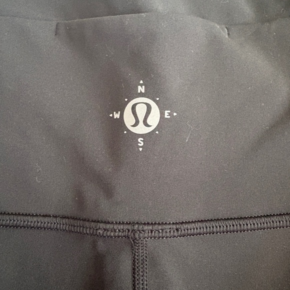 Special Edition Lululemon Wanderlust Leggings - Picture 1 of 5
